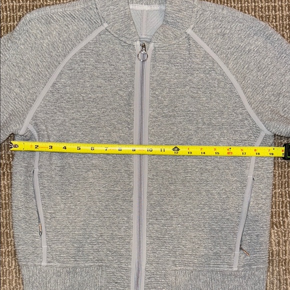 LuluLemon Gray Bomber Jacket. Women’s Size 10. - Picture 5 of 6